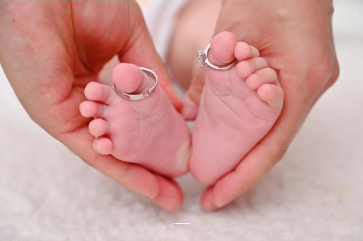 襄垣宝宝发烧手心比额头烫